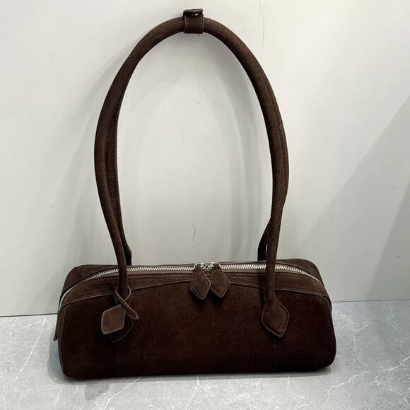 Genuine Suede Bag — Style and Luxury in Every Move - Picture 8 of 13